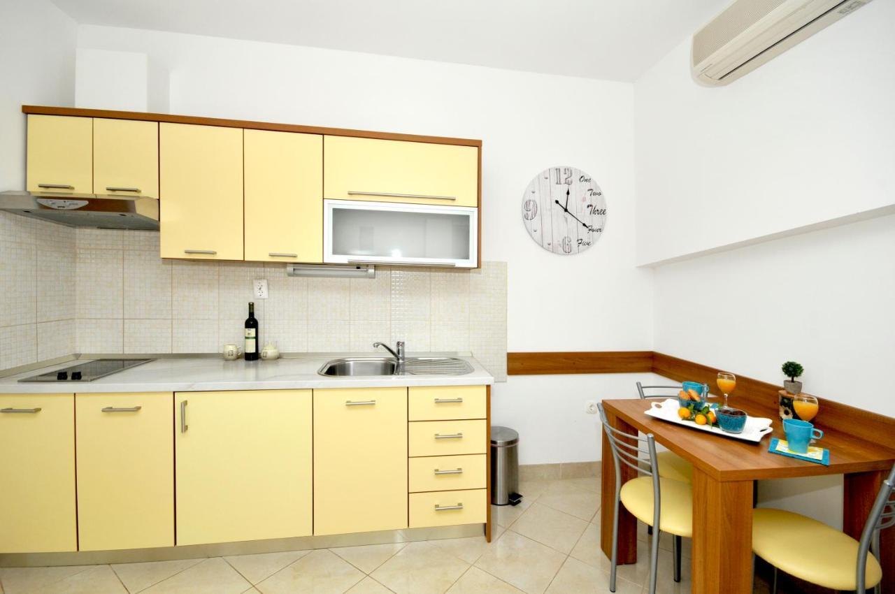 Apartments Penic Trogir Extérieur photo