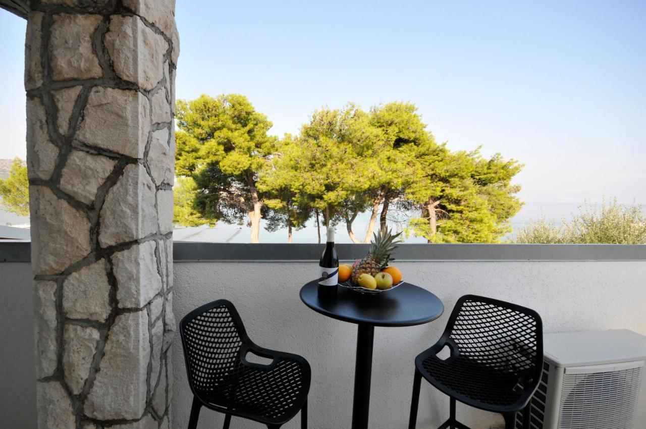 Apartments Penic Trogir Extérieur photo