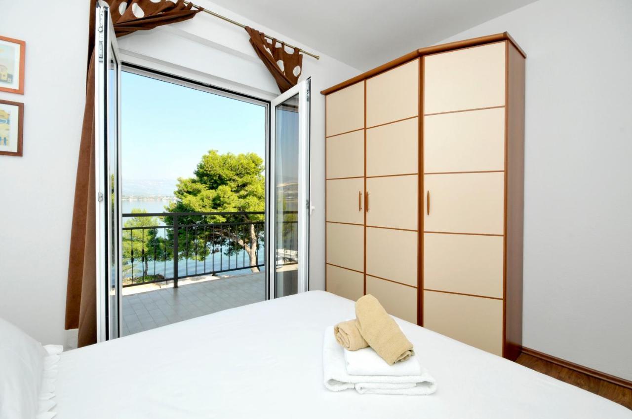 Apartments Penic Trogir Extérieur photo