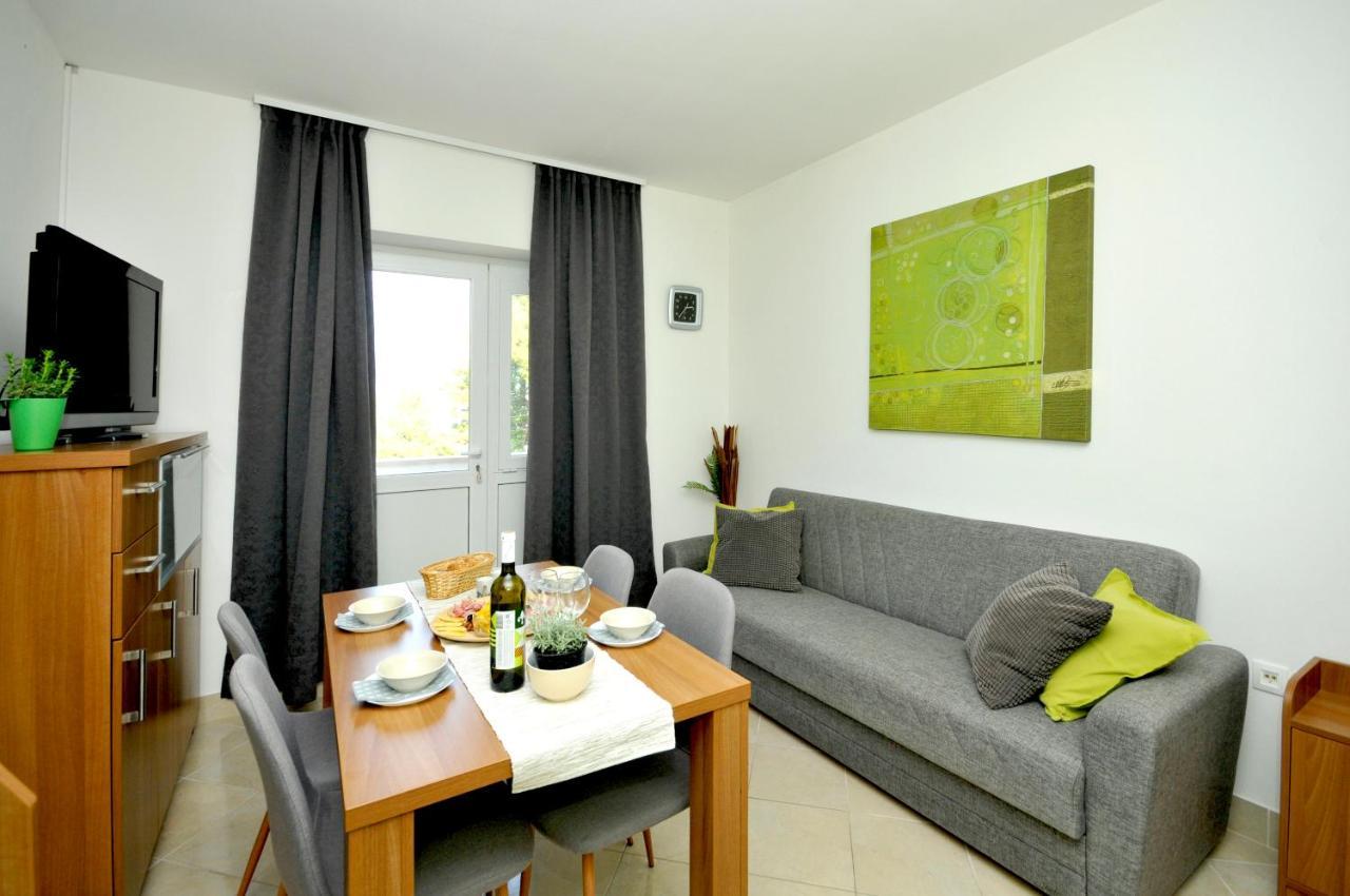 Apartments Penic Trogir Extérieur photo
